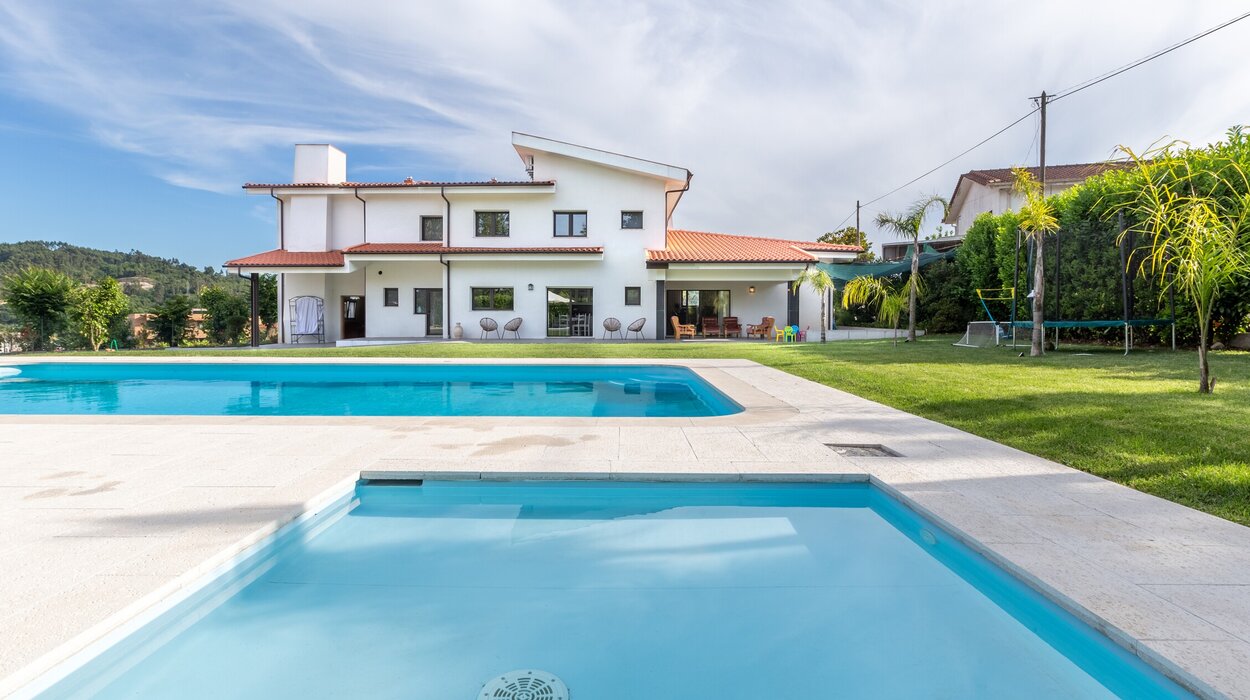 al_casa_141_area_exterior_piscinas_