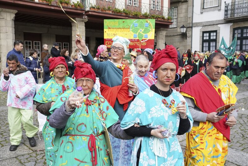 18c02862_1_1024_2500