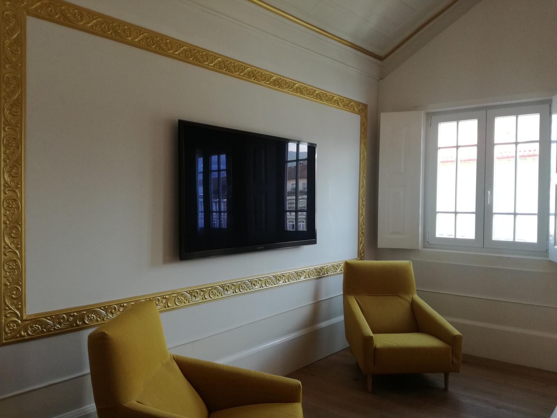 83659574_588740755310938_2825730950510411776_n