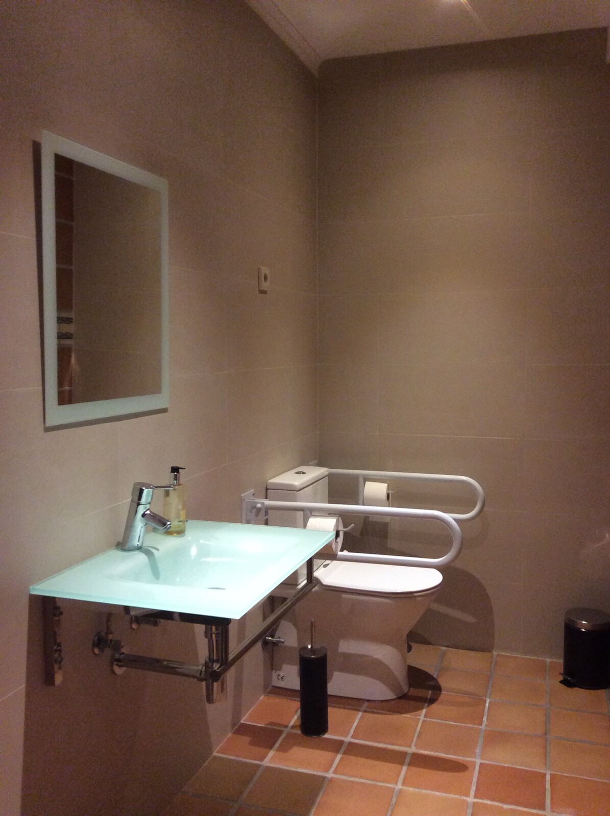 wc_mobilidade_reduzida