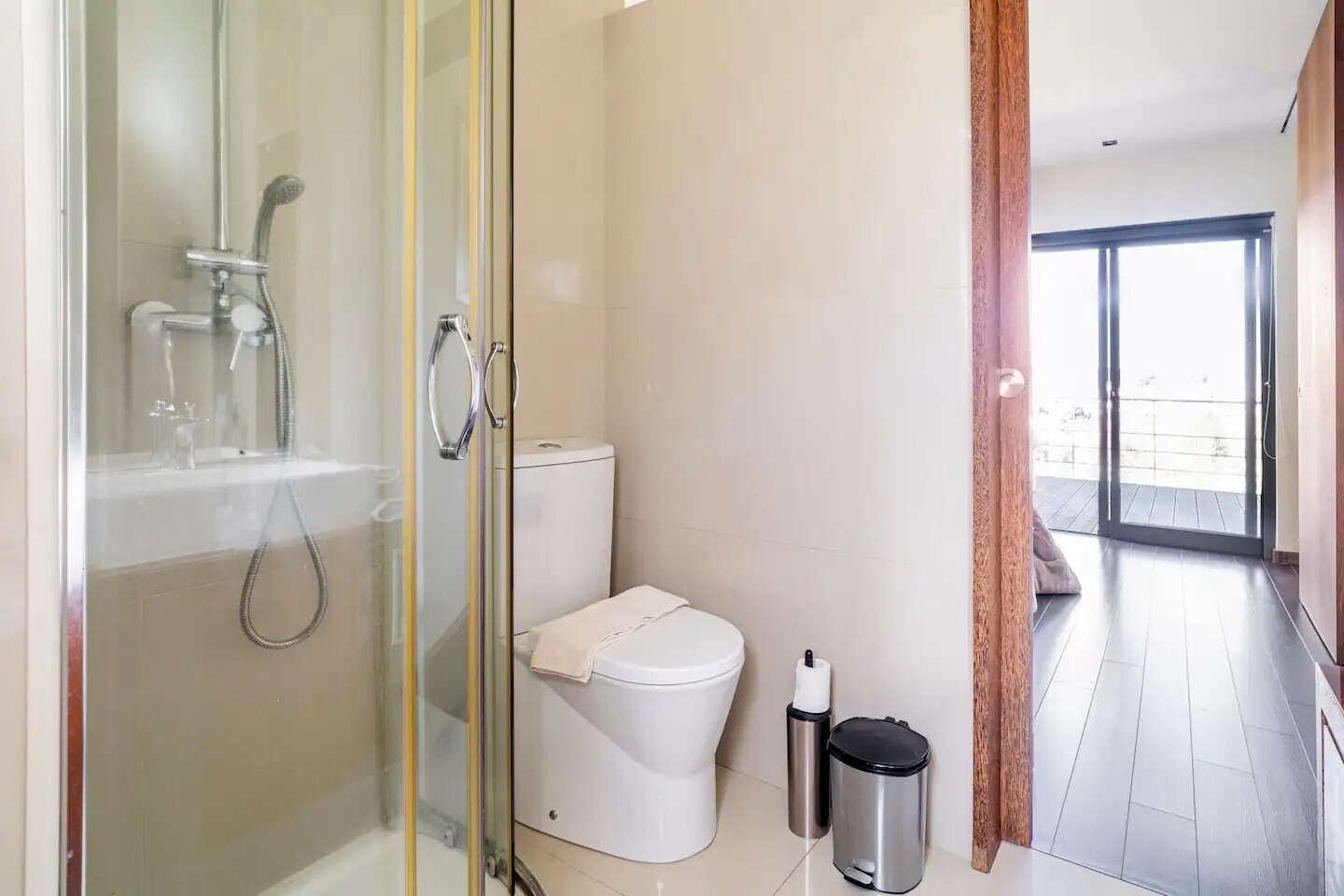 0183b0c4_4f0f_4ed2_a92d_0788e5b85485